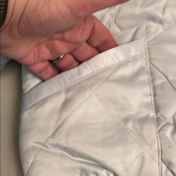 NWT Frosty Blue Quilted Cropped Winter Jacket - Picture 8 of 8